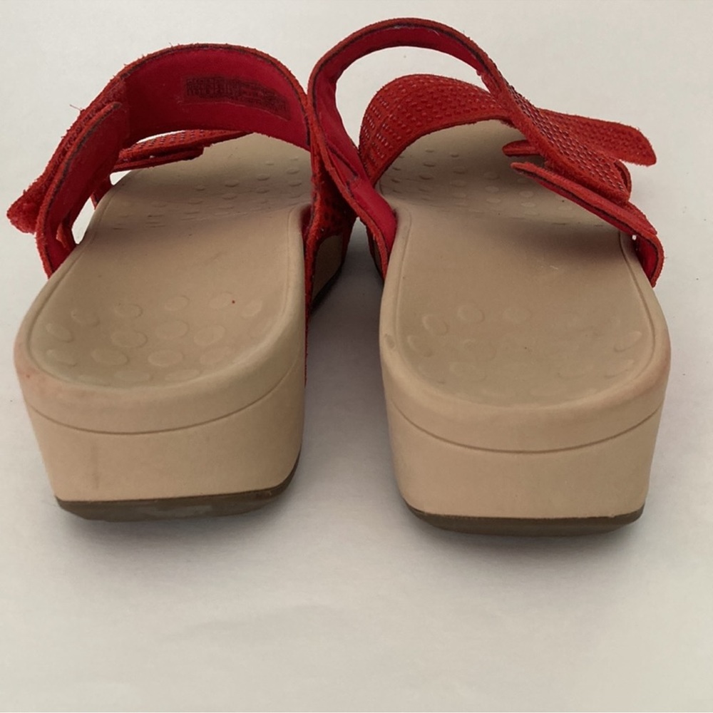 EUC Vionic Womens Sandals - Picture 4 of 6